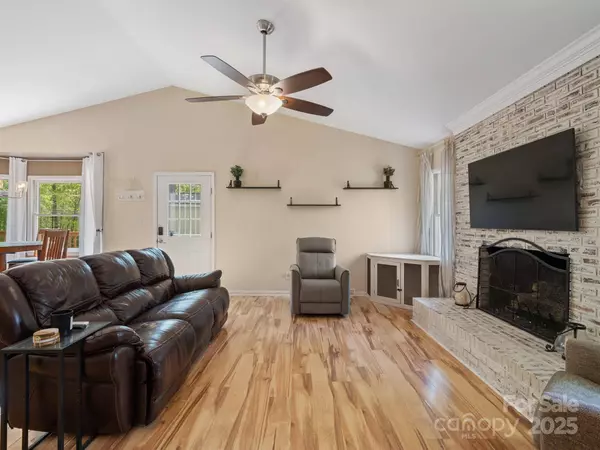 2707 Bobwhite CIR, Wingate, NC 28174