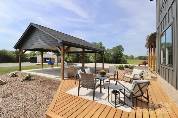 25674 Old School RD, Oakboro, NC 28129