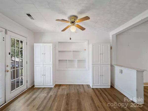 4325 Wolf Pond RD, Monroe, NC 28112