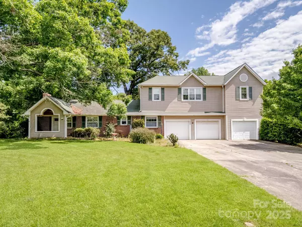 4325 Wolf Pond RD, Monroe, NC 28112