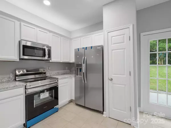 908 Sundance DR, Gastonia, NC 28054