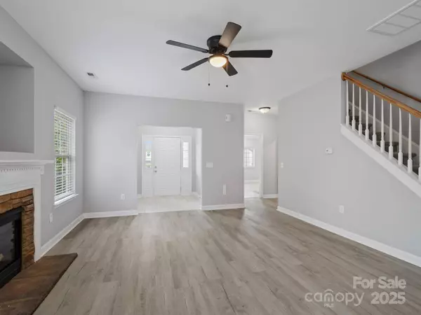 908 Sundance DR, Gastonia, NC 28054