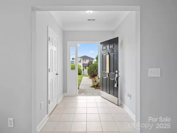 908 Sundance DR, Gastonia, NC 28054