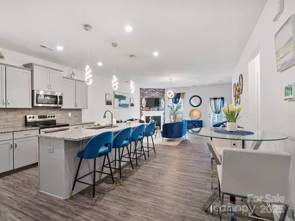 6381 Trinity Crossing CIR, Kannapolis, NC 28081