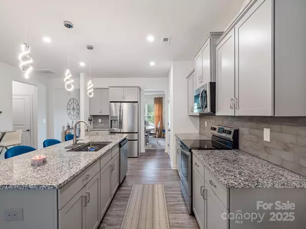 6381 Trinity Crossing CIR, Kannapolis, NC 28081