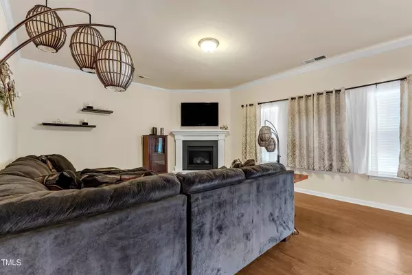 316 Vintage Holly Drive, Durham, NC 27703