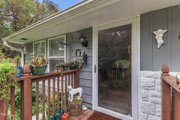 725 Colonial Drive, Raleigh, NC 27603