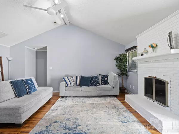 10500 N Canyon RD, Charlotte, NC 28214