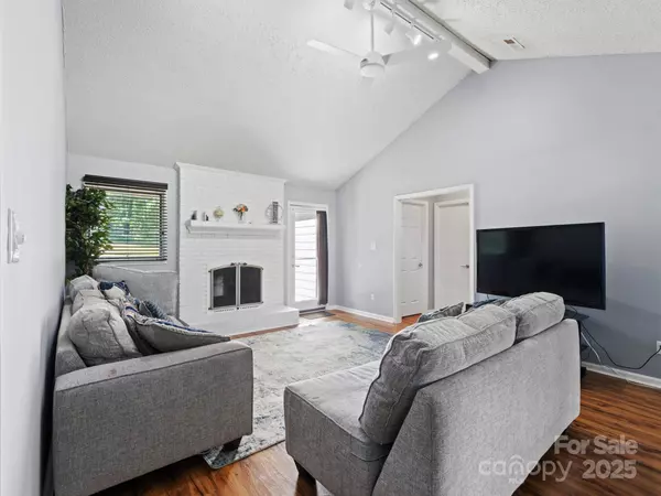 10500 N Canyon RD, Charlotte, NC 28214