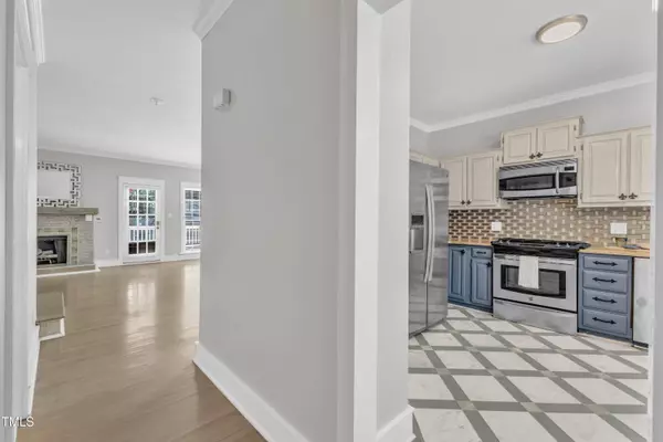 906 Albany Court, Raleigh, NC 27615