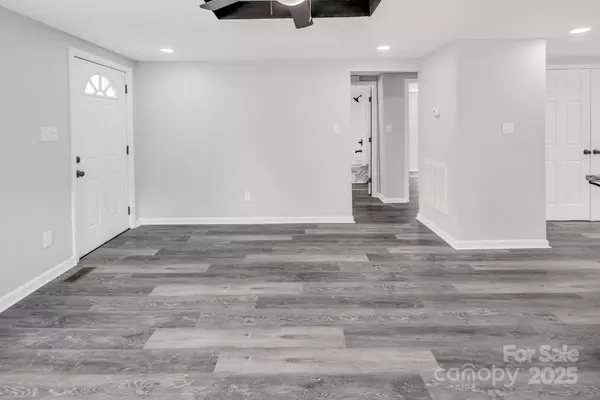 2091 & 2095 Catawba River RD, Fort Lawn, SC 29714