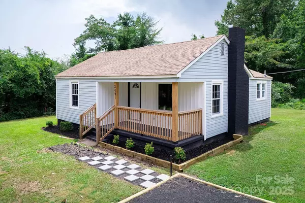 2091 & 2095 Catawba River RD, Fort Lawn, SC 29714