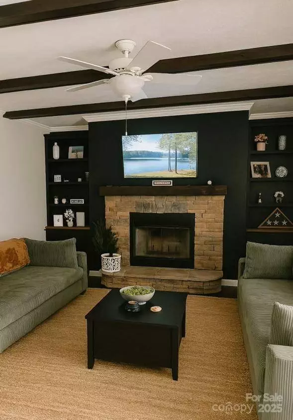 1799 Quail Hollow RD, Sharon, SC 29742