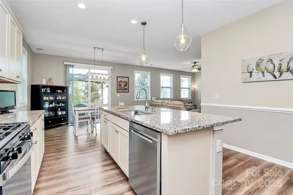 15029 Cordelia DR, Charlotte, NC 28278