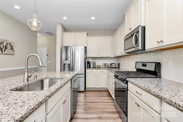 15029 Cordelia DR, Charlotte, NC 28278