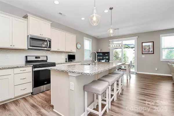 15029 Cordelia DR, Charlotte, NC 28278