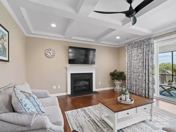 423 Lucky DR NW, Concord, NC 28027