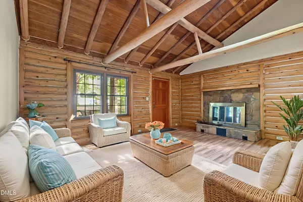 4317 Woodlawn Drive, Raleigh, NC 27616