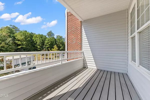 427 Eyam Hall Lane, Apex, NC 27502