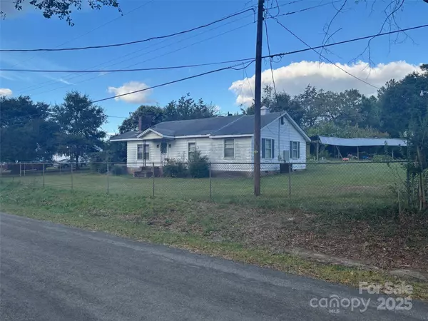 3036 Lee RD, Gastonia, NC 28056