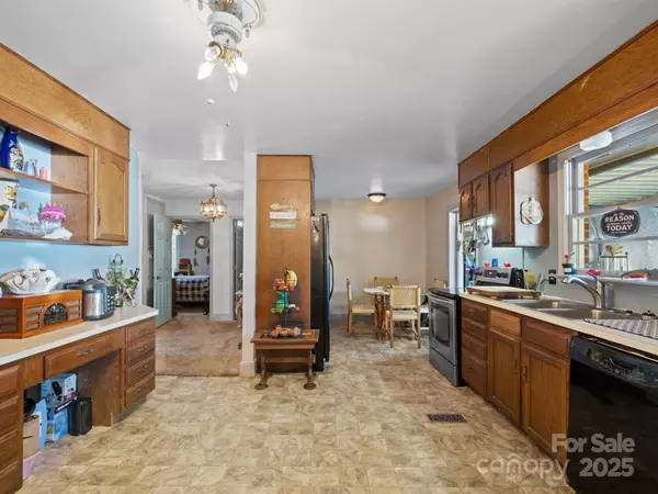 316 W Sandy Ridge RD, Monroe, NC 28112