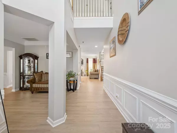 2277 Elendil LN, Charlotte, NC 28269