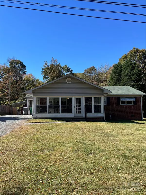 1028 Ashford ST, Charlotte, NC 28214