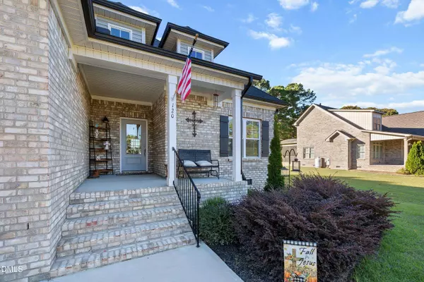 120 Parker Street, Four Oaks, NC 27524