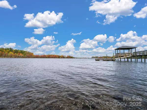 9115 Clement CIR, Terrell, NC 28682