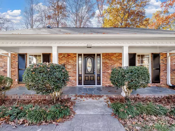 2111 Sagamore RD, Charlotte, NC 28209