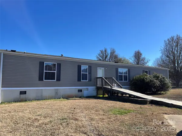 208 Daves RD, York, SC 29745