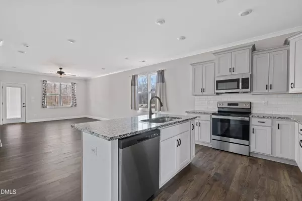 337 Maidenhair Place, Clayton, NC 27520