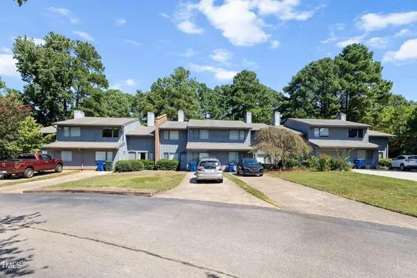 4350 Hunters Club Drive, Raleigh, NC 27606