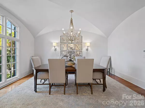 229 Wrenwood LN, Charlotte, NC 28211