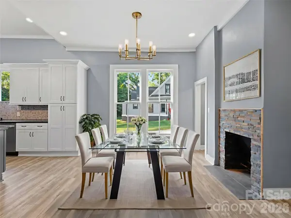 613 S Mulberry ST, Statesville, NC 28677