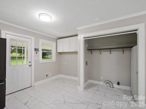 1806 Kingsley DR, Albemarle, NC 28001