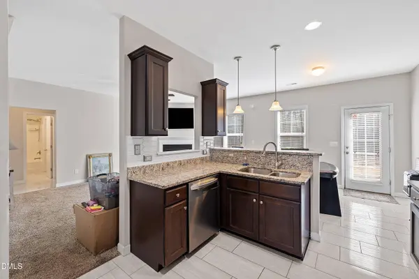 4112 McGrath Way, Raleigh, NC 27616