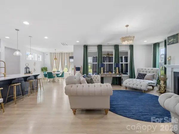 15213 Shallow Ridge RD, Charlotte, NC 28278