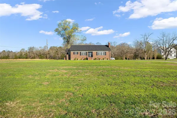 871 Saluda RD, Chester, SC 29706