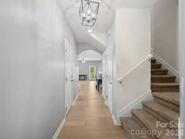 3306 Yarmouth LN, Gastonia, NC 28056