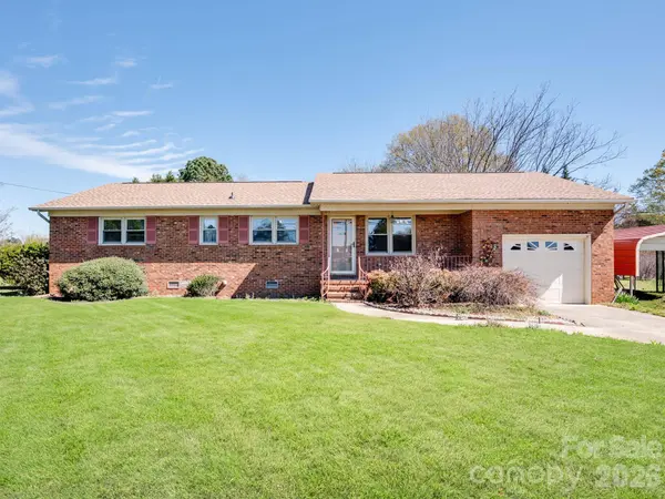 400 Pitts School RD NW, Concord, NC 28027