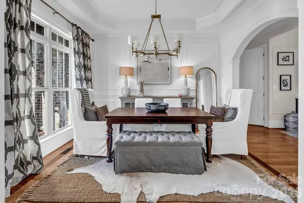 394 Stone Cliff LN, Lake Wylie, SC 29710