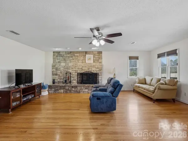 544 Hicks Creek RD, Troutman, NC 28166