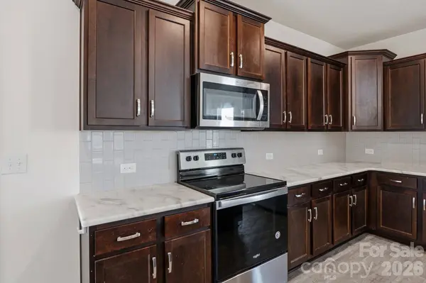 4225 Stockbrook DR, Charlotte, NC 28215