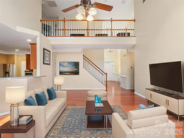 9903 Southampton Commons DR, Charlotte, NC 28277