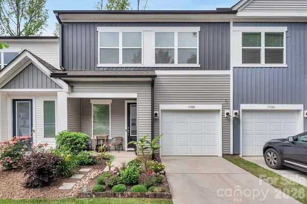 5308 Somerset Hill LN, Charlotte, NC 28269