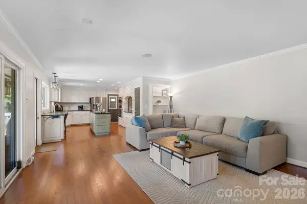 3713 Saint Regis DR, Gastonia, NC 28056