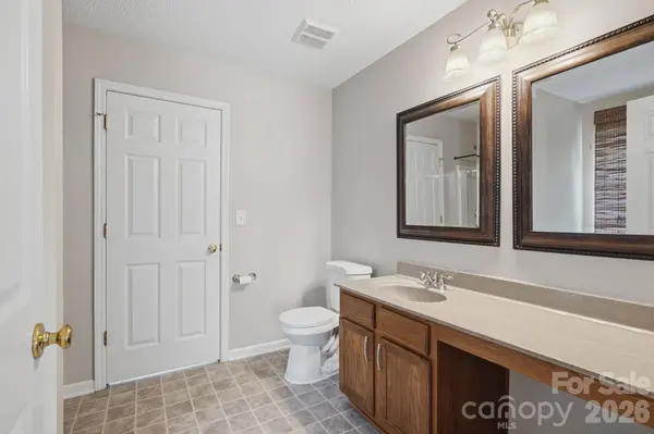 2244 Wexford WAY, Statesville, NC 28625