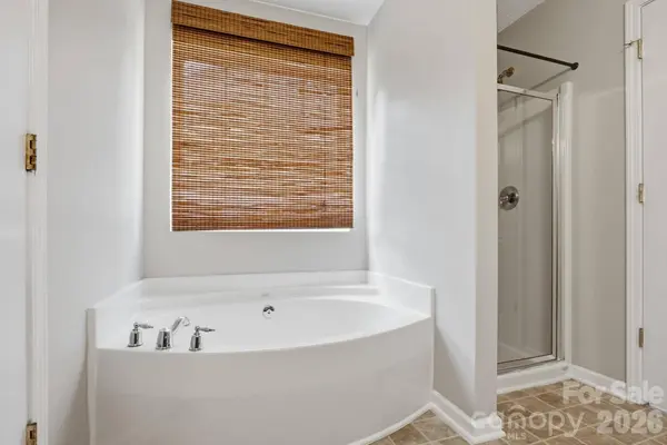 2244 Wexford WAY, Statesville, NC 28625