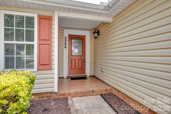 2244 Wexford WAY, Statesville, NC 28625